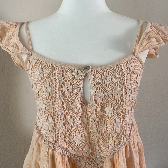 Jen’s Pirate Booty, Gauzy cotton boho style top/coverup. Pale peach. Size M. - Picture 2 of 9